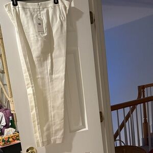 Chaus Women’s white Dress Pants